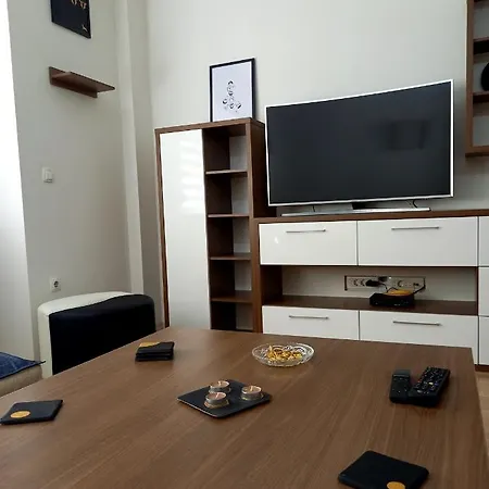 Contemporary Apartment *
